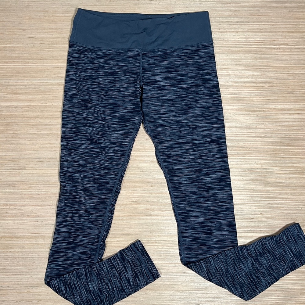 Lululemon leggings Sz 6  Gray black and white mix